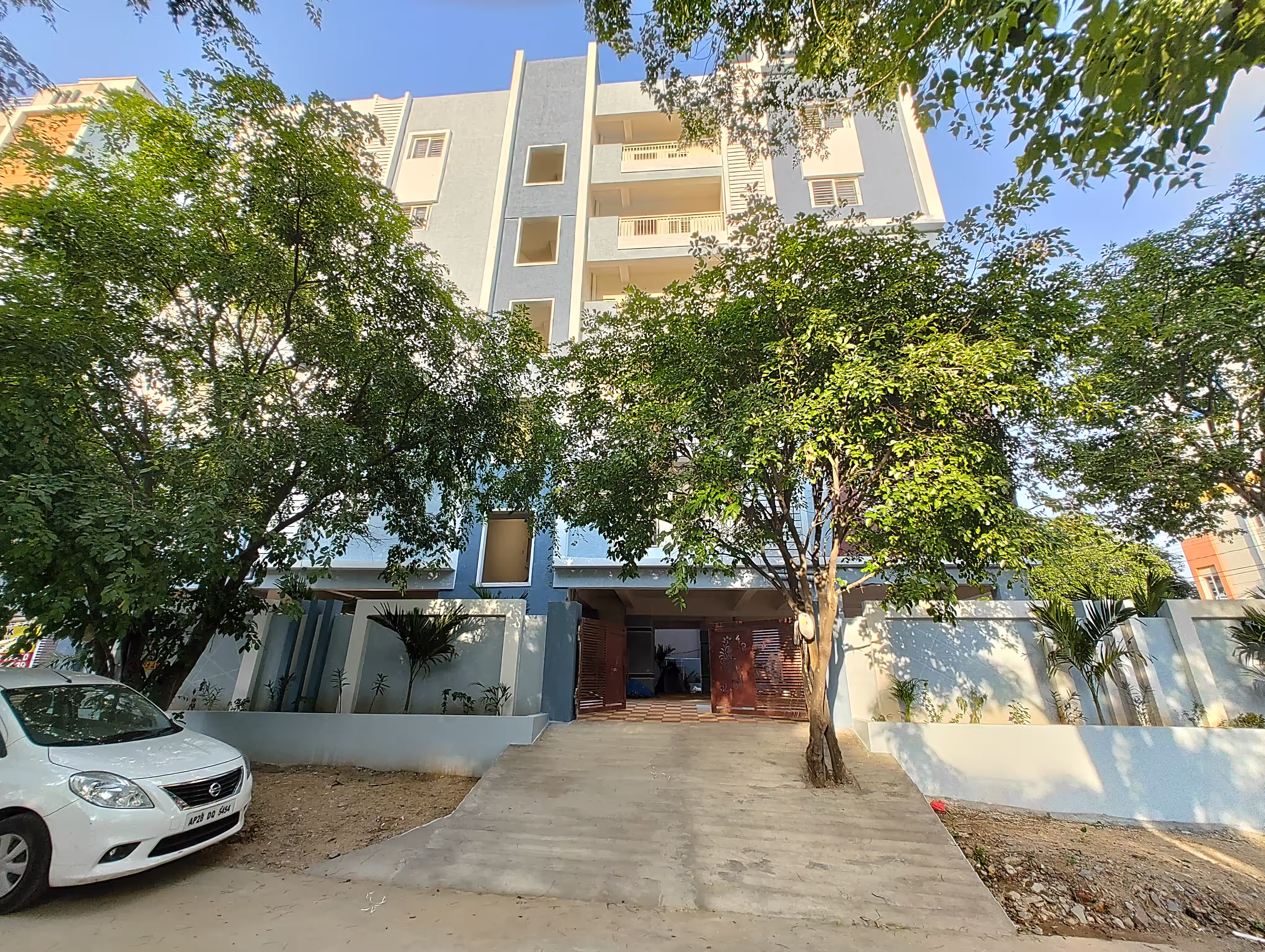 Radiant Residency image